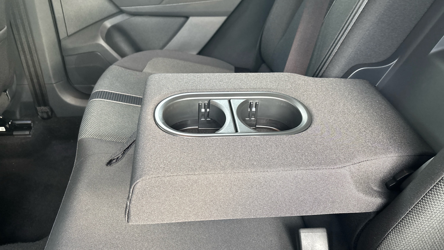 Used Volkswagen T-Roc 2025 for sale - 76366844: Photo 41