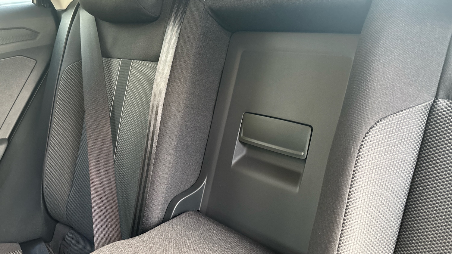 Used Volkswagen T-Roc 2025 for sale - 76366844: Photo 42