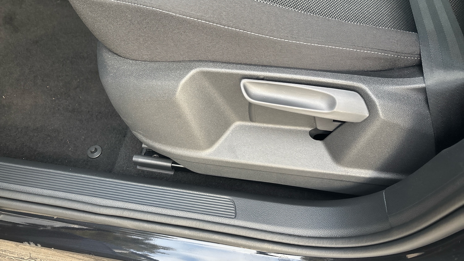 Used Volkswagen T-Roc 2025 for sale - 76366844: Photo 45