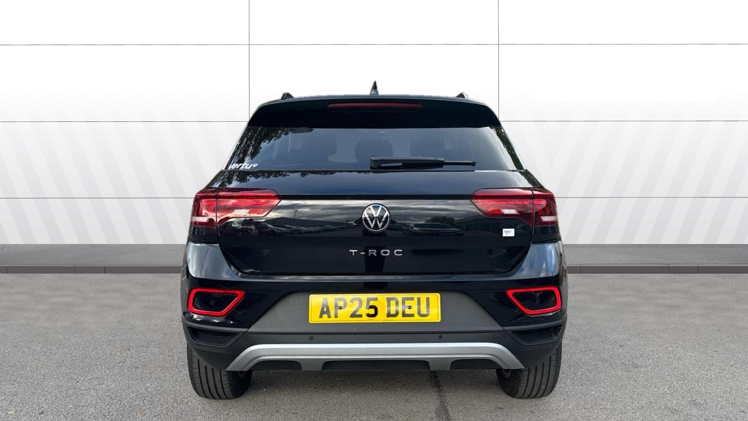 Used Volkswagen T-Roc 2025 for sale - 76366844: Photo 6