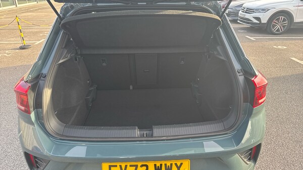Used Volkswagen T-Roc 2022 for sale - 76127970: Photo 4