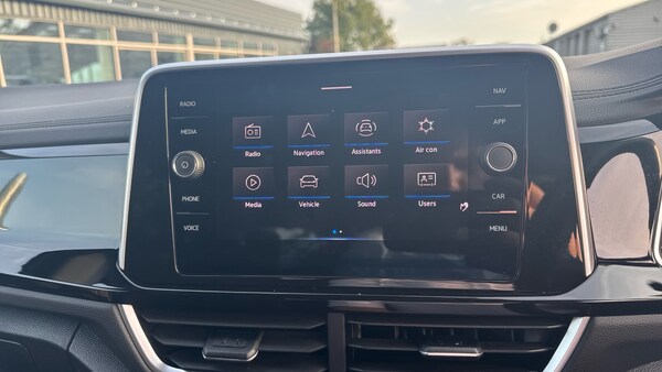 Used Volkswagen T-Roc 2022 for sale - 76127970: Photo 51