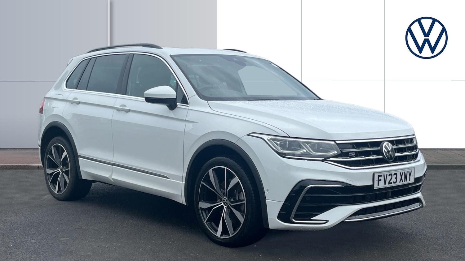 Used Volkswagen Tiguan 2023 for sale - 76352042: Photo 1
