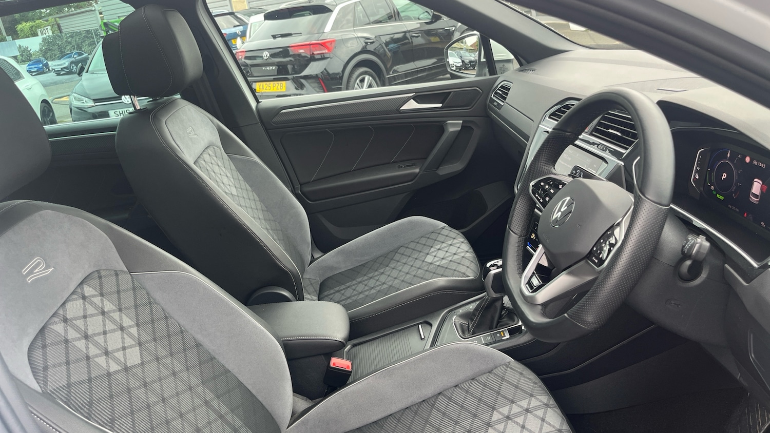 Used Volkswagen Tiguan 2023 for sale - 76352042: Photo 15