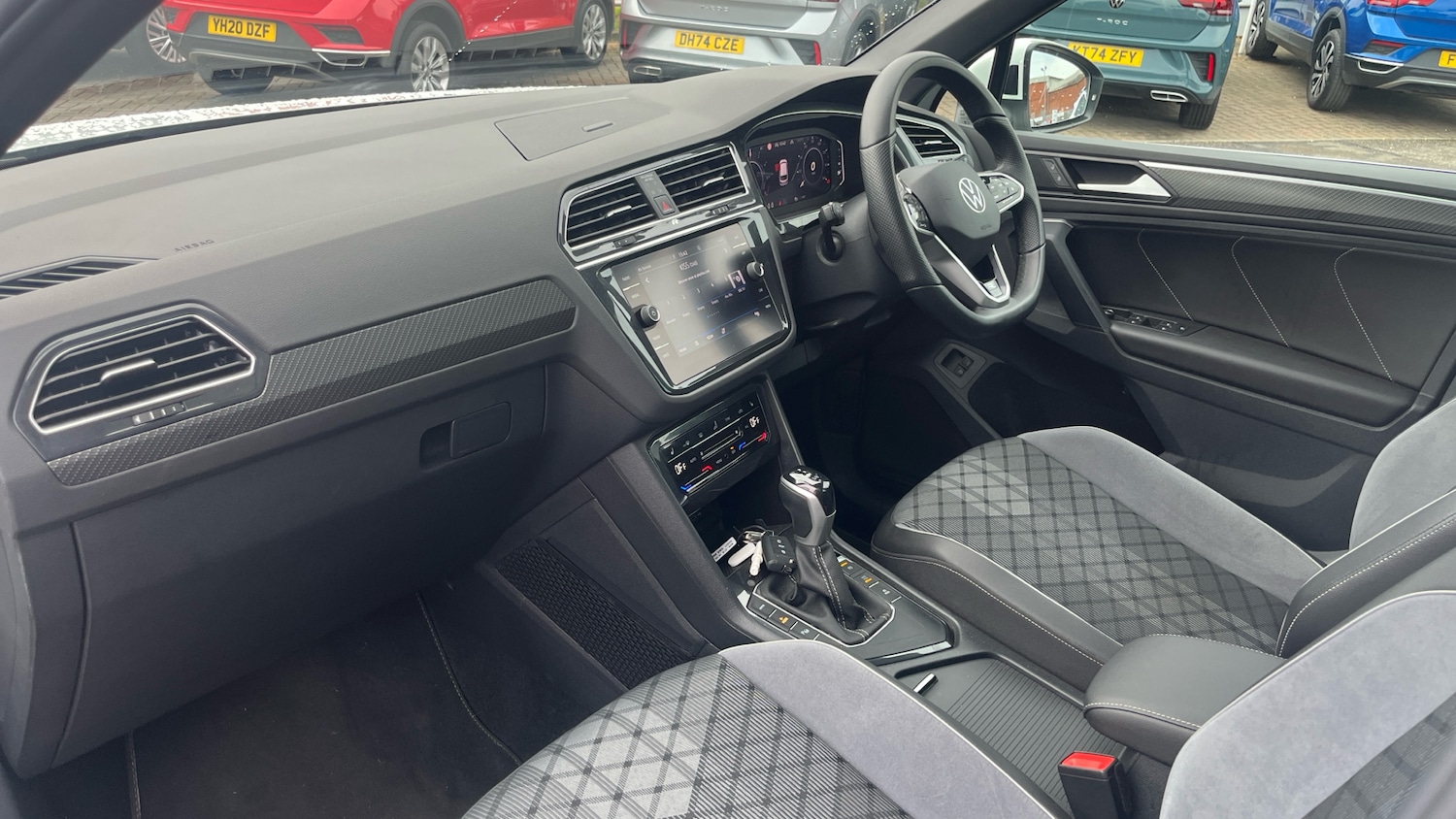 Used Volkswagen Tiguan 2023 for sale - 76352042: Photo 2