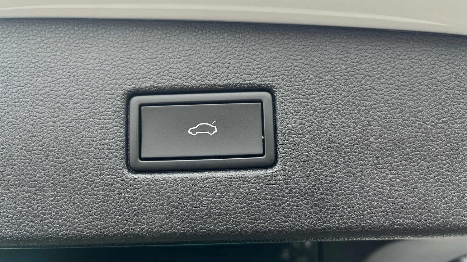 Used Volkswagen Tiguan 2023 for sale - 76352042: Photo 22