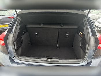 Used Ford Focus 2020 for sale - 77207380: Photo