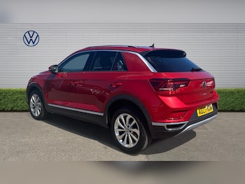 Used Volkswagen T-Roc 2023 for sale - 79140046: Photo