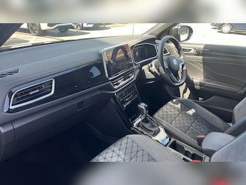 Used Volkswagen T-Roc 2025 for sale - 75713465: Photo
