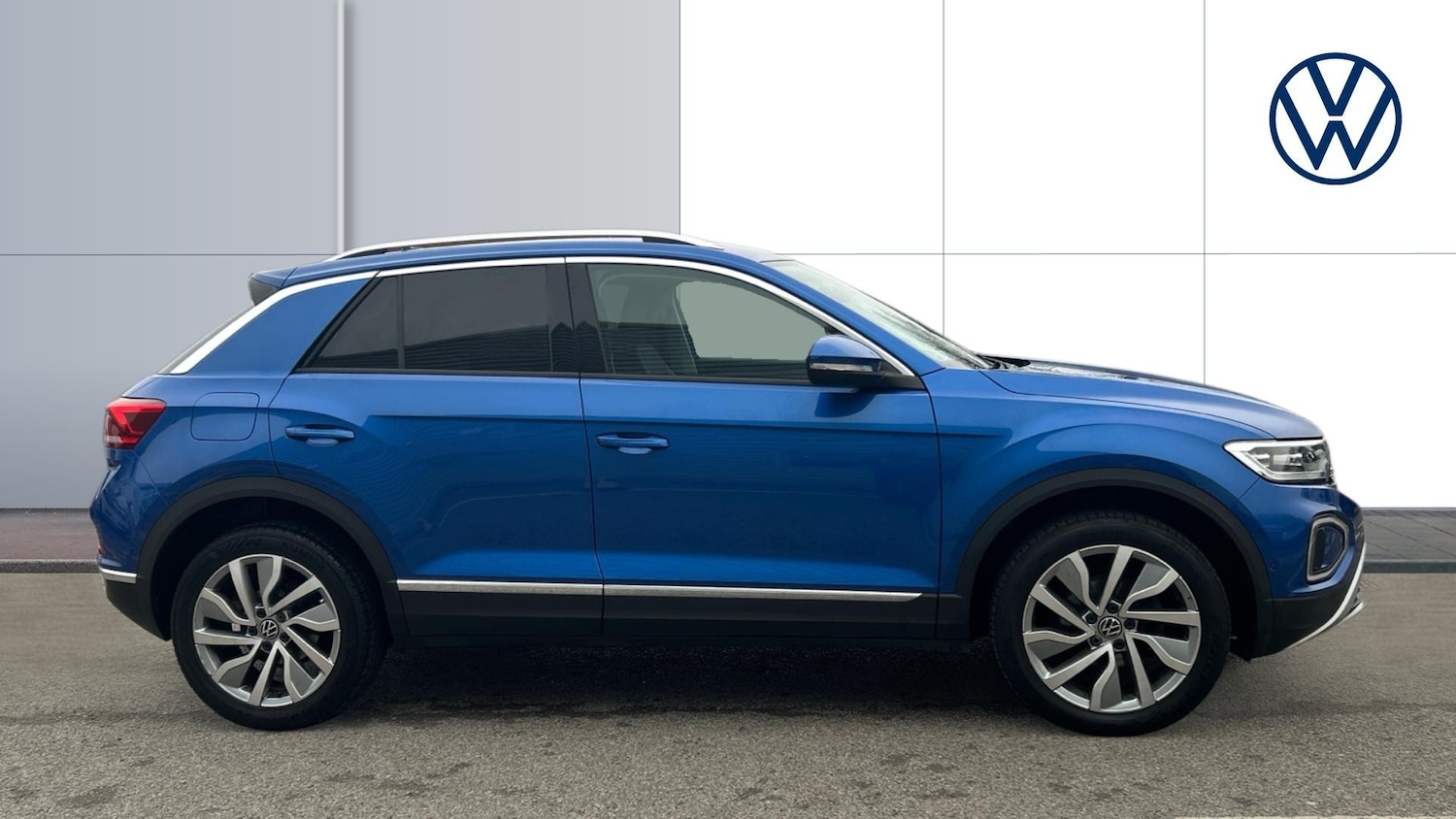 Used Volkswagen T-Roc 2022 for sale - 77474974: Photo 4