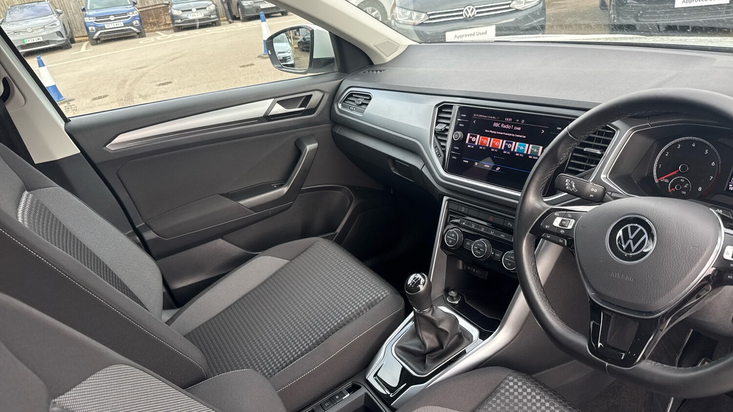 Used Volkswagen T-Roc 2021 for sale - 77746551: Photo 14