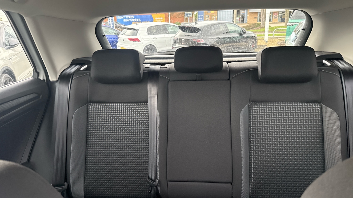 Used Volkswagen T-Roc 2021 for sale - 77746551: Photo 15