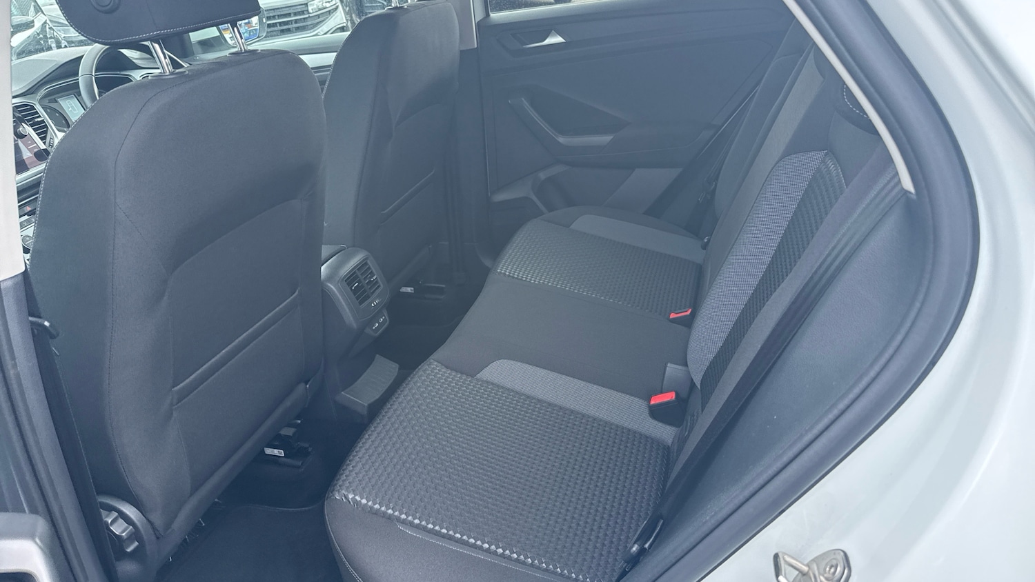 Used Volkswagen T-Roc 2021 for sale - 77746551: Photo 16