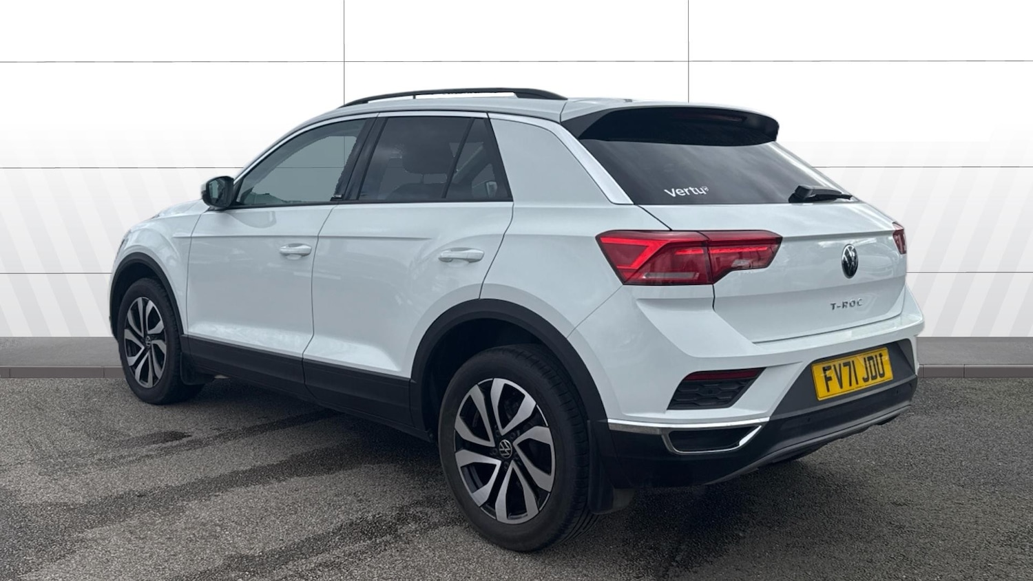 Used Volkswagen T-Roc 2021 for sale - 77746551: Photo 2