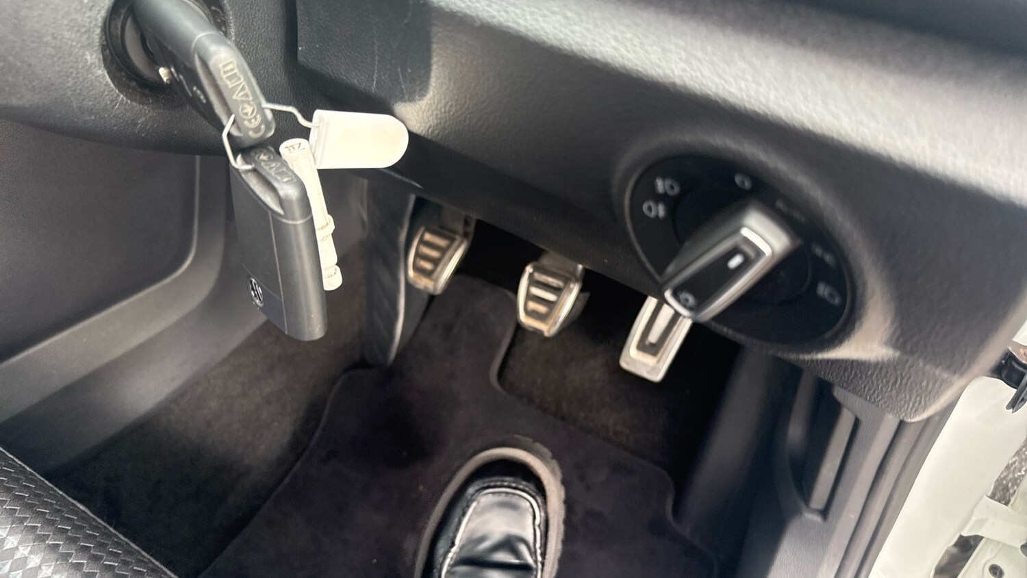 Used Volkswagen T-Roc 2021 for sale - 77746551: Photo 31