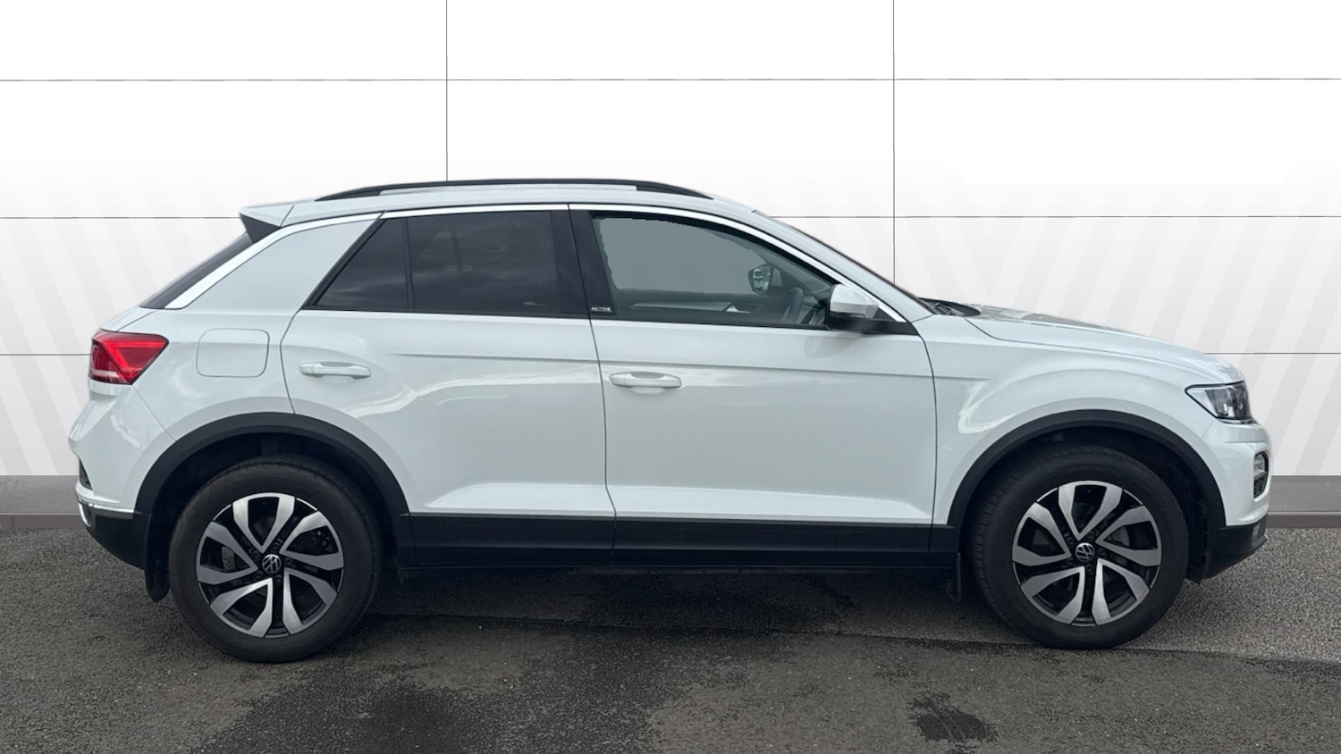 Used Volkswagen T-Roc 2021 for sale - 77746551: Photo 5