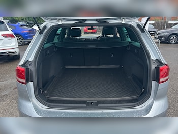 Used Volkswagen Passat 2017 for sale - 79080792: Photo