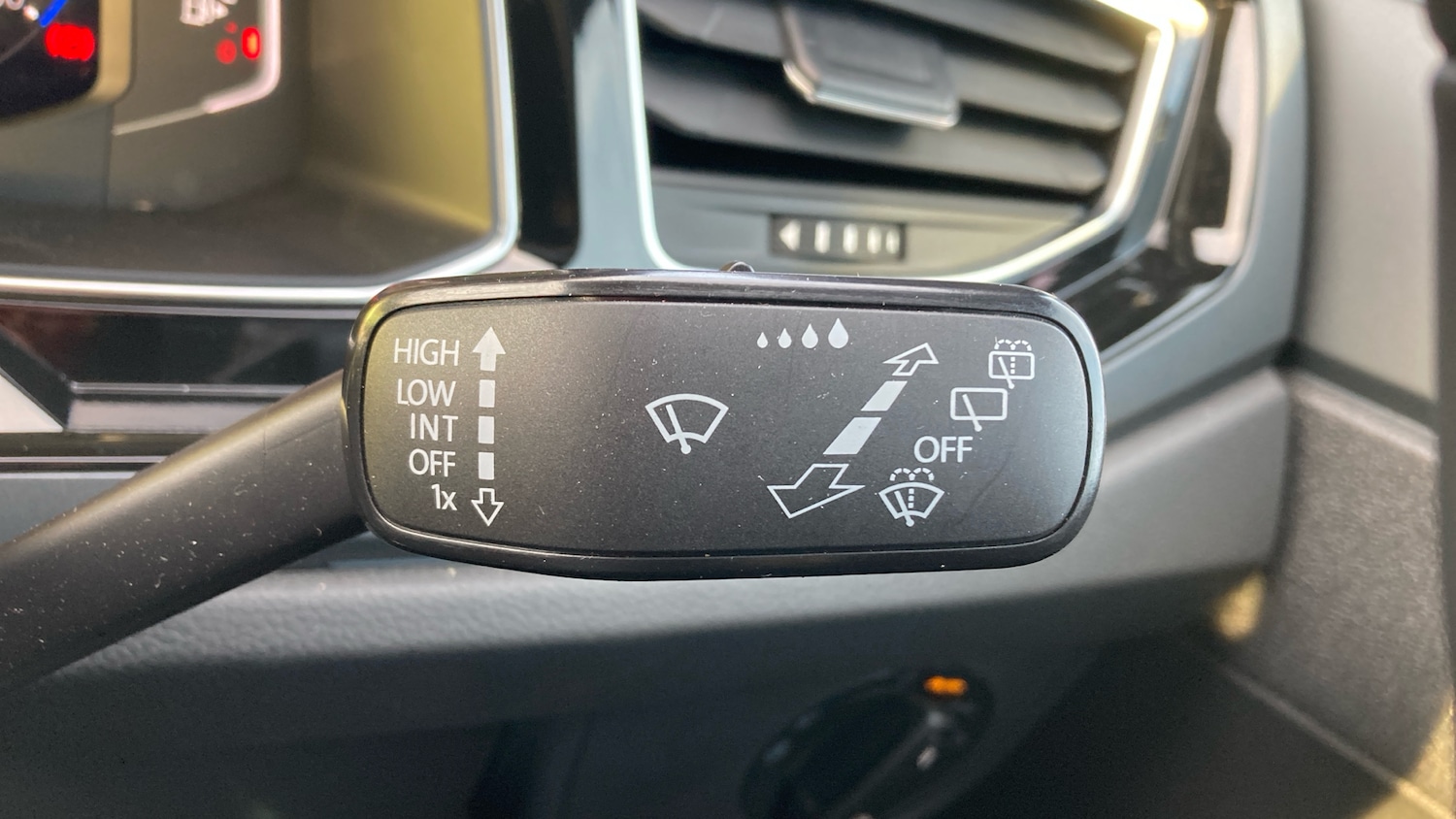 Used Volkswagen Taigo 2025 for sale - 76507236: Photo 25