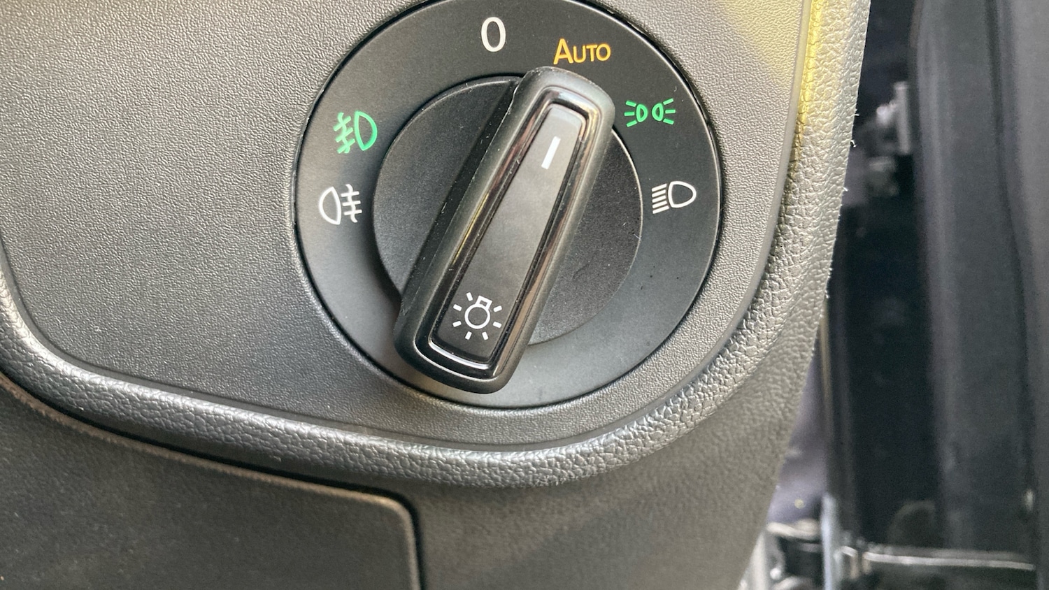 Used Volkswagen Taigo 2025 for sale - 76507236: Photo 28