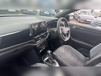 Used Volkswagen T-Roc 2026 for sale - 79616737: Photo