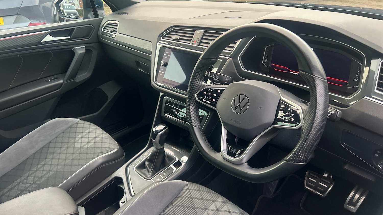 Used Volkswagen Tiguan 2022 for sale - 76504855: Photo 11