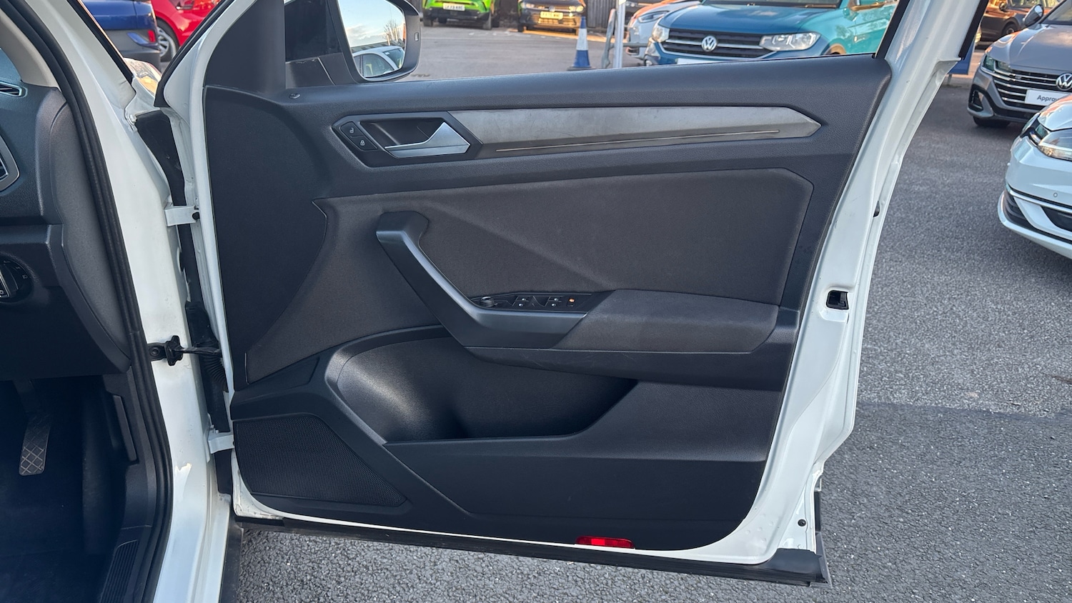 Used Volkswagen T-Roc 2021 for sale - 77172930: Photo 19