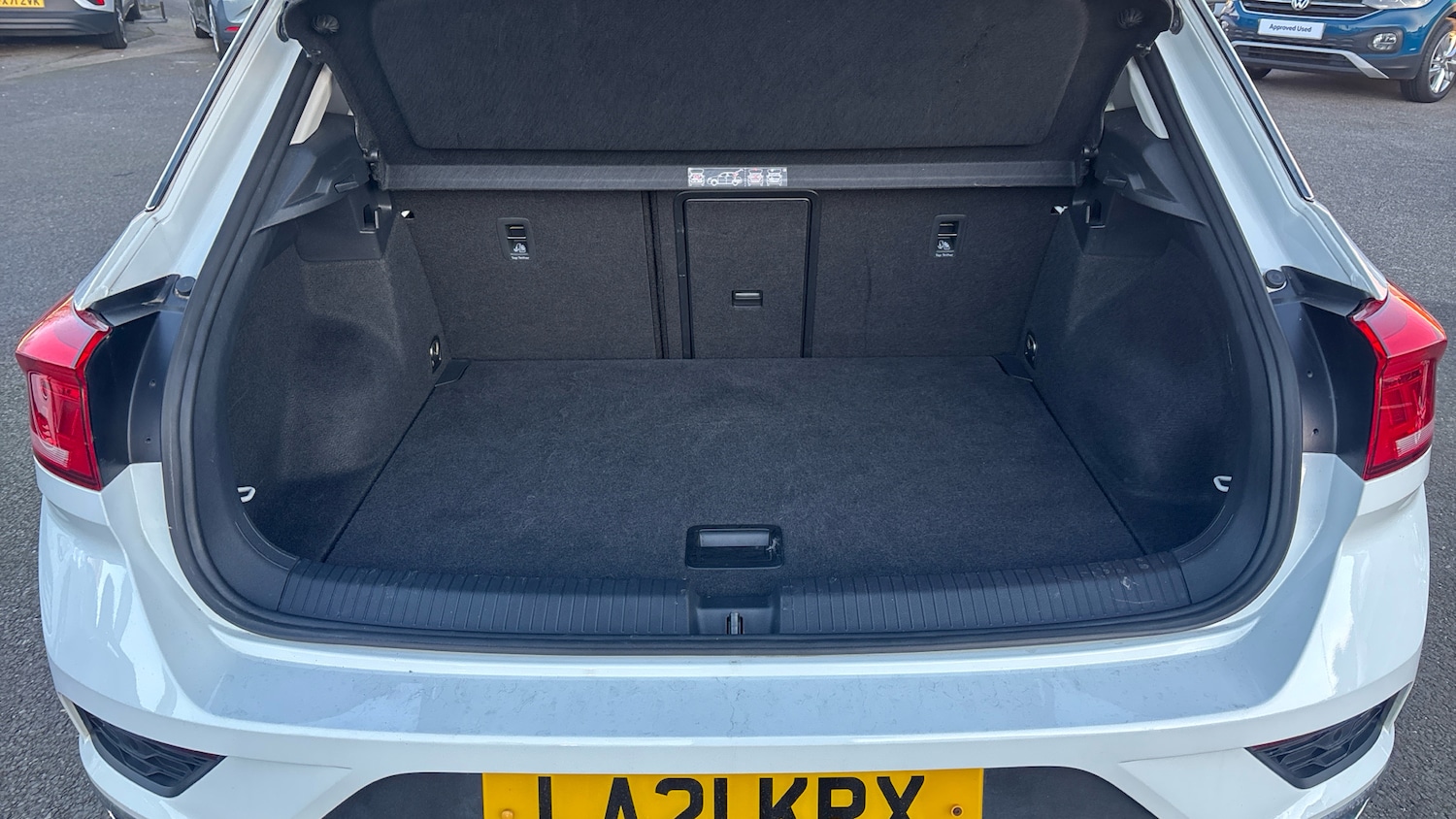 Used Volkswagen T-Roc 2021 for sale - 77172930: Photo 20