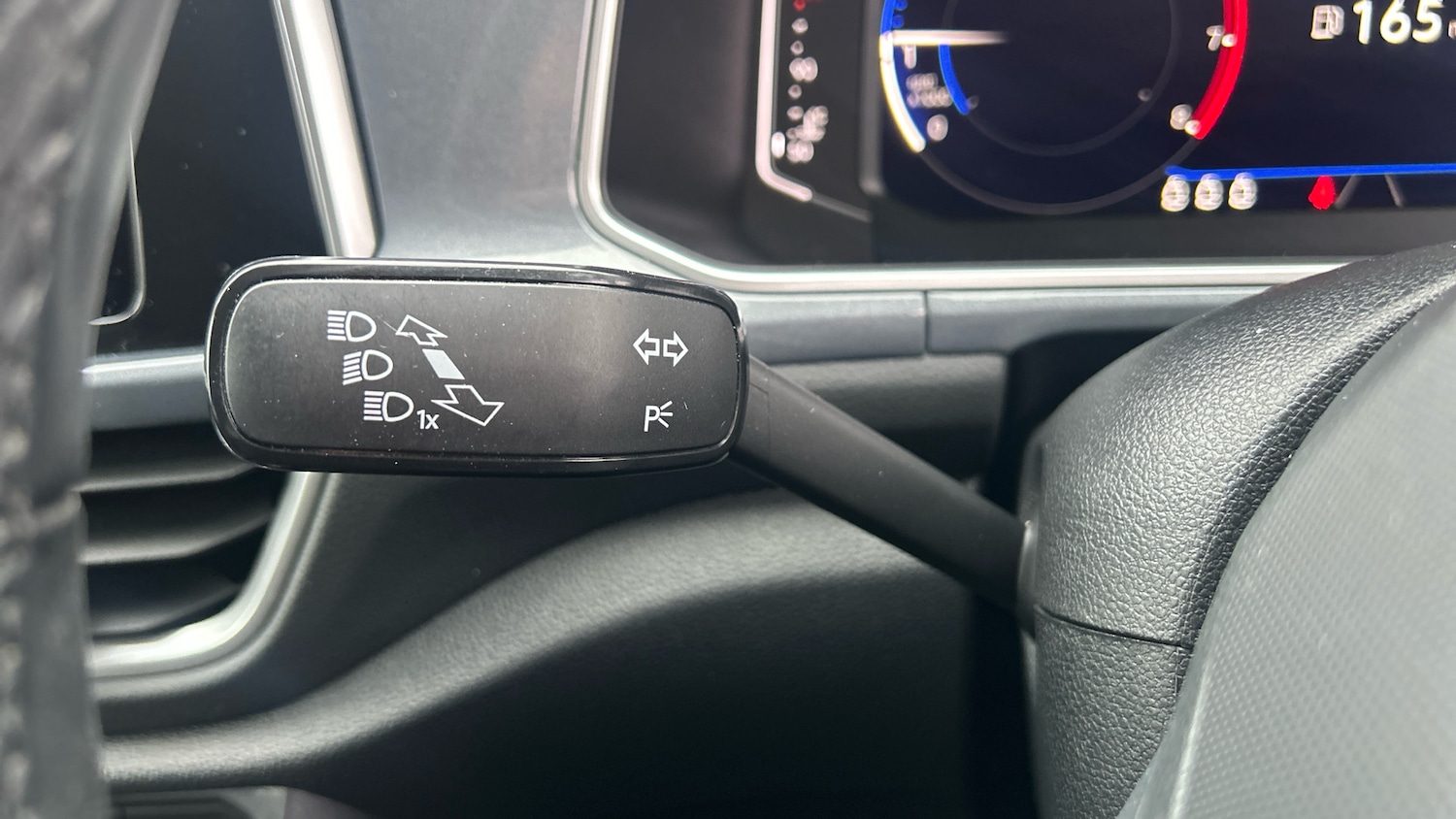 Used Volkswagen T-Roc 2022 for sale - 77273501: Photo 24