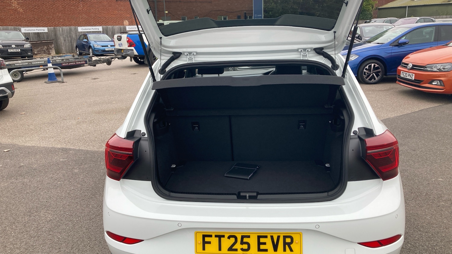 Used Volkswagen Polo 2025 for sale - 76531002: Photo 4