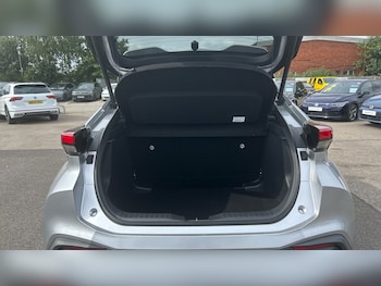 Used Toyota C-HR 2025 for sale - 79080802: Photo