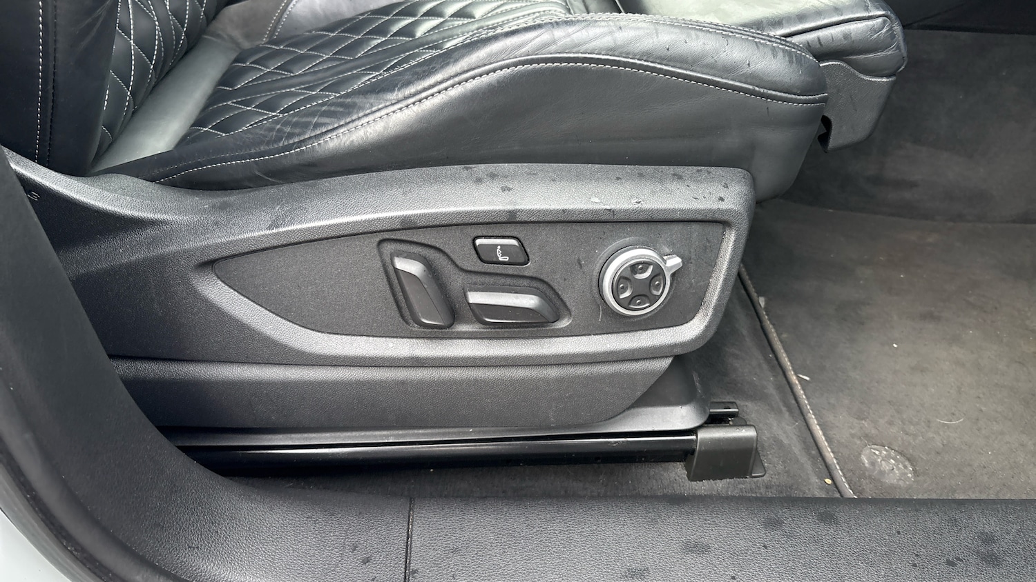 Used Audi Q5 2020 for sale - 77984780: Photo 37