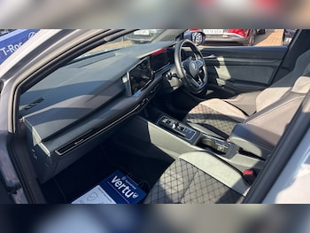Used Volkswagen Golf 2022 for sale - 78736720: Photo
