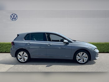 Used Volkswagen Golf 2026 for sale - 79366650: Photo
