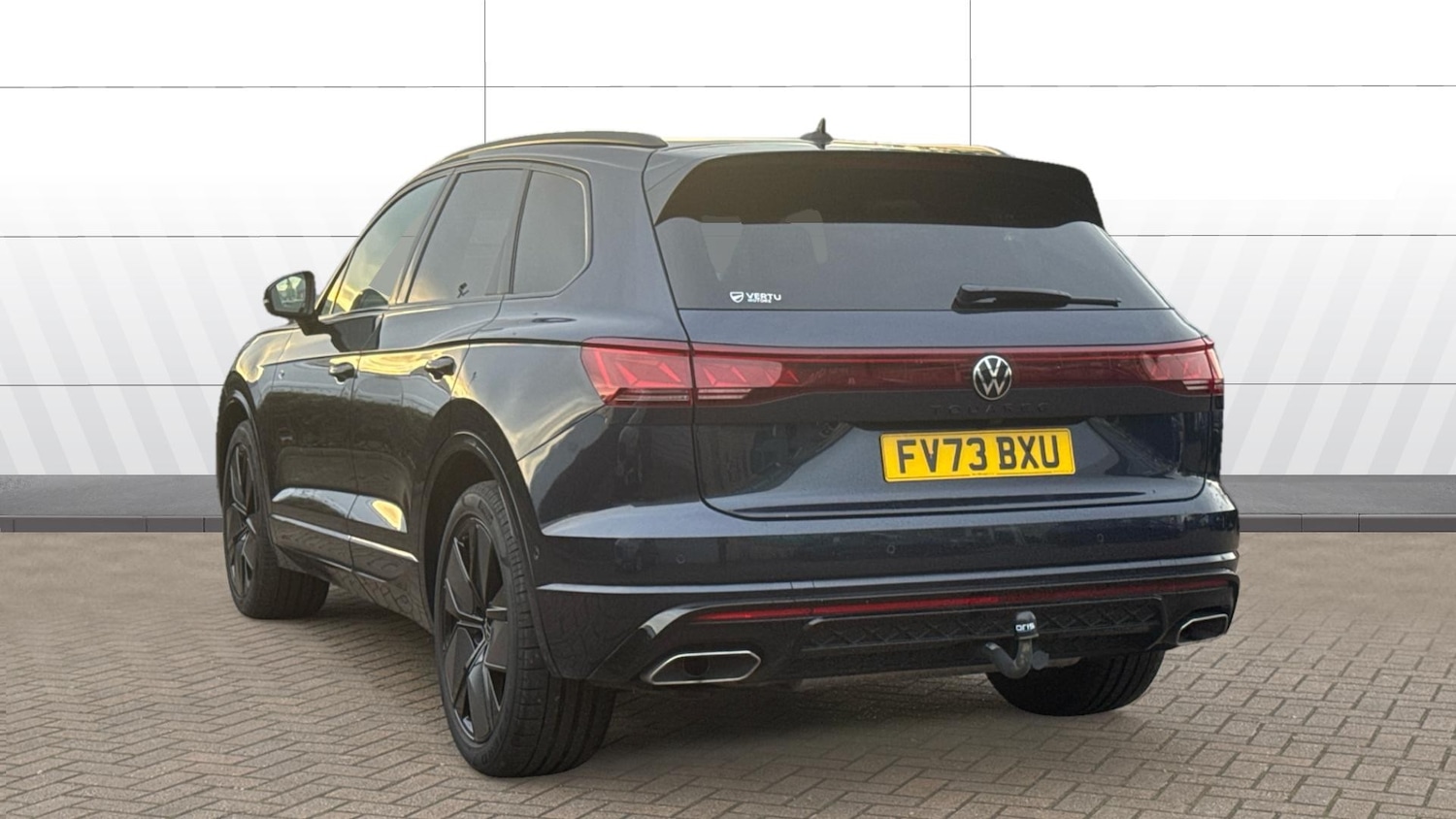 Used Volkswagen Touareg 2023 for sale - 76948184: Photo 2