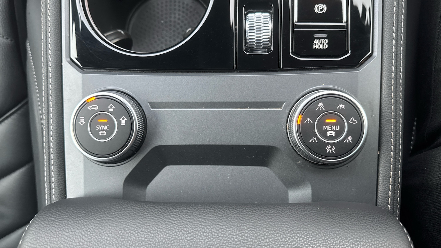 Used Volkswagen Touareg 2023 for sale - 76948184: Photo 36