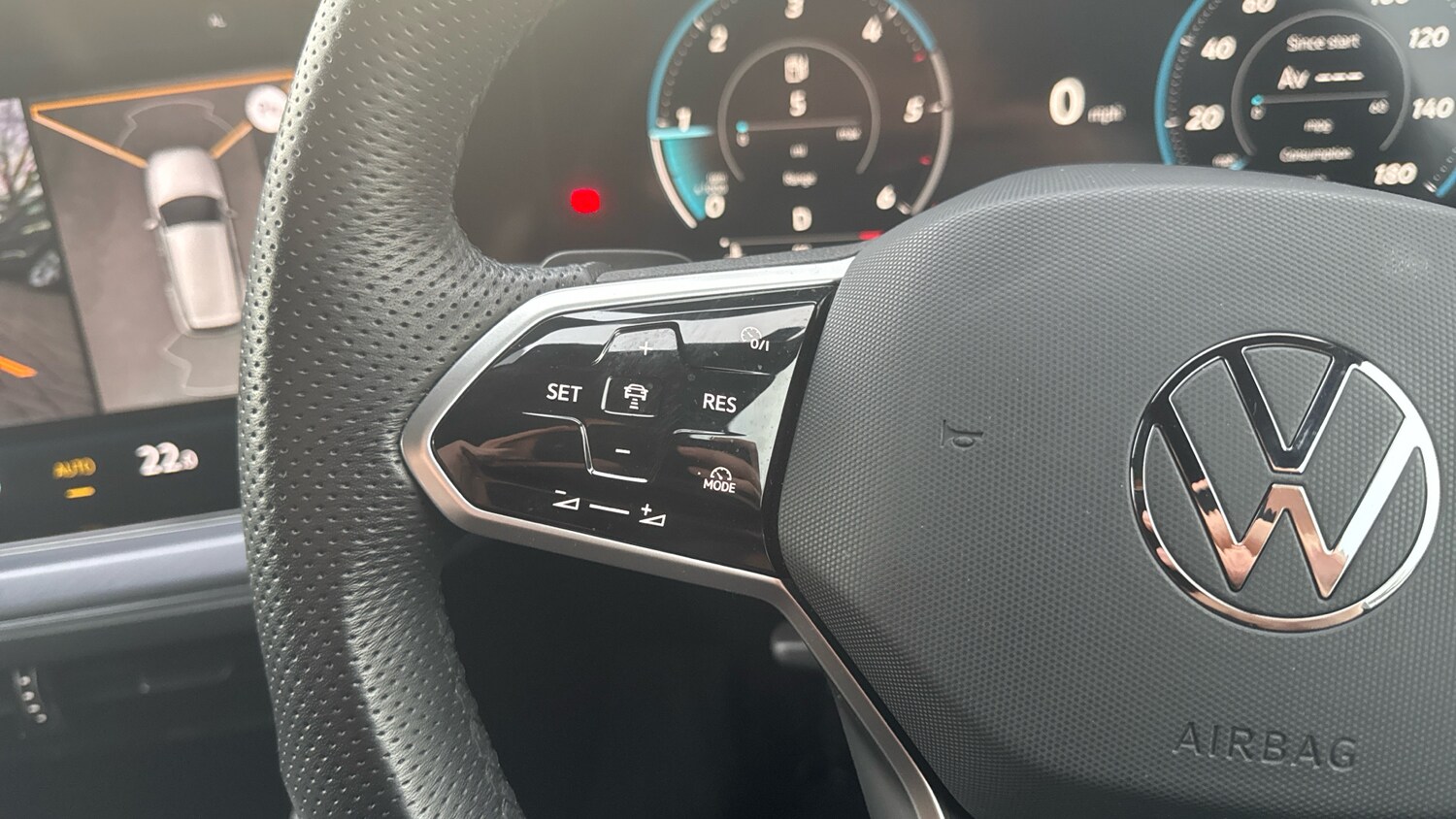 Used Volkswagen Touareg 2023 for sale - 76948184: Photo 39