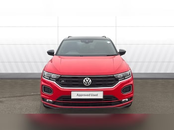 Used Volkswagen T-Roc 2018 for sale - 77732280: Photo