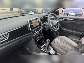 Used Volkswagen T-Roc 2025 for sale - 79045366: Photo