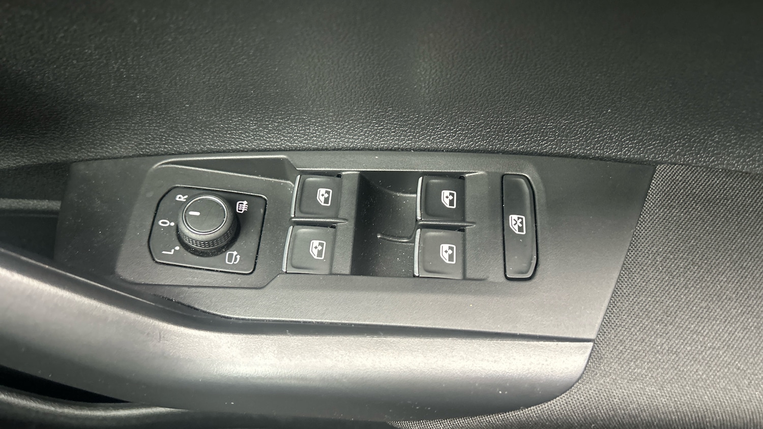 Used Volkswagen Taigo 2023 for sale - 76352040: Photo 26