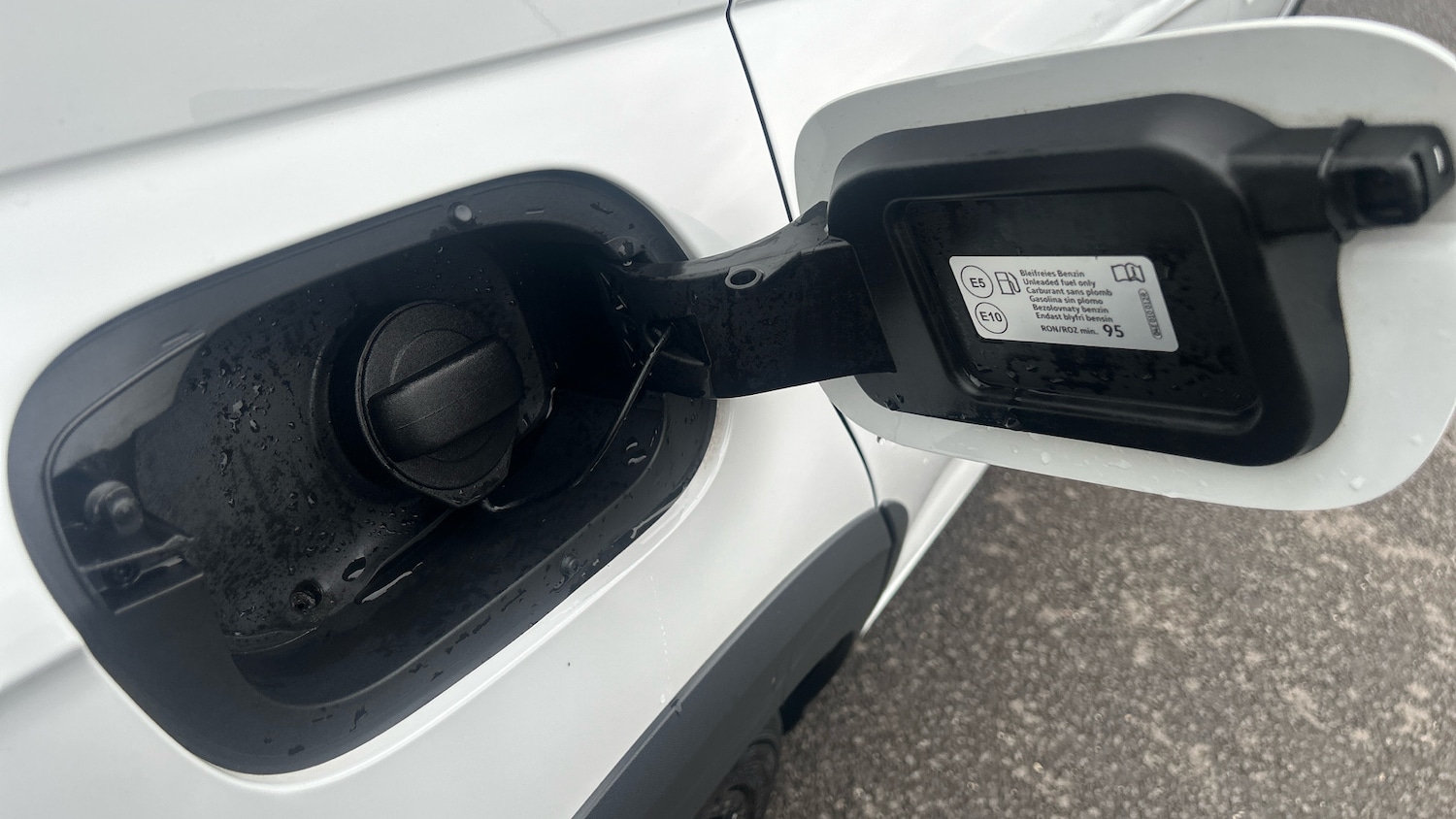 Used Volkswagen Taigo 2023 for sale - 76352040: Photo 41