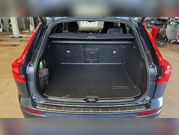 Used Volvo XC60 2022 for sale - 78484085: Photo