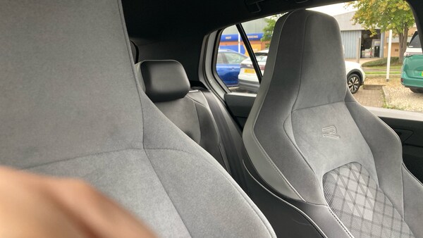 Used Volkswagen Golf 2020 for sale - 76127966: Photo 30