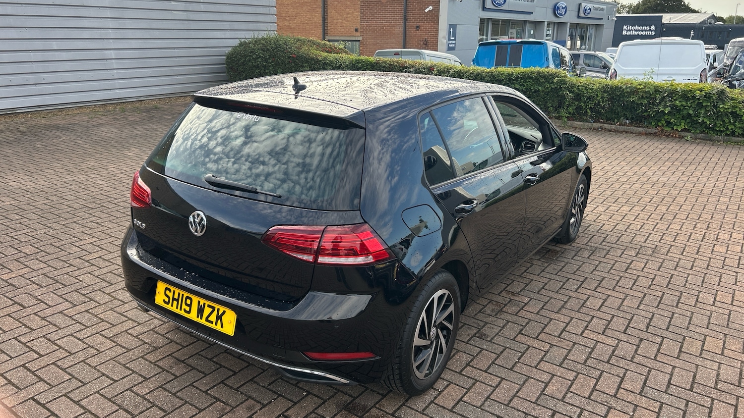 Used Volkswagen Golf 2019 for sale - 76536522: Photo 35