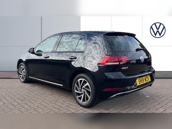 Used Volkswagen Golf 2019 for sale - 76536522: Photo