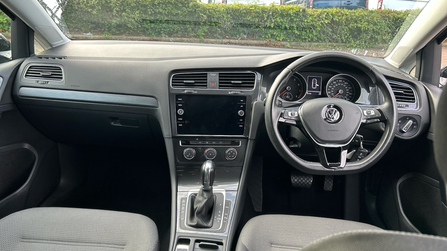 Used Volkswagen Golf 2019 for sale - 76536522: Photo 9