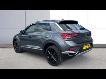Used Volkswagen T-Roc 2023 for sale - 74901011: Photo