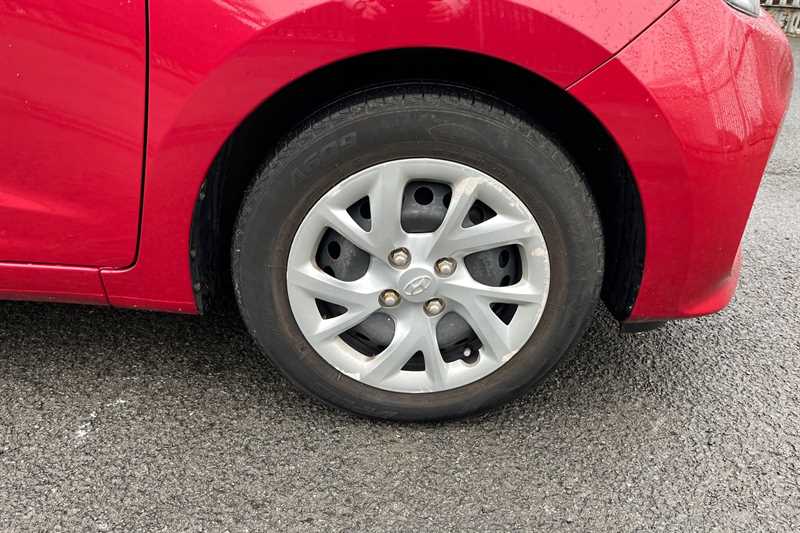 Used Hyundai i10 2017 for sale - 77945105: Photo 10