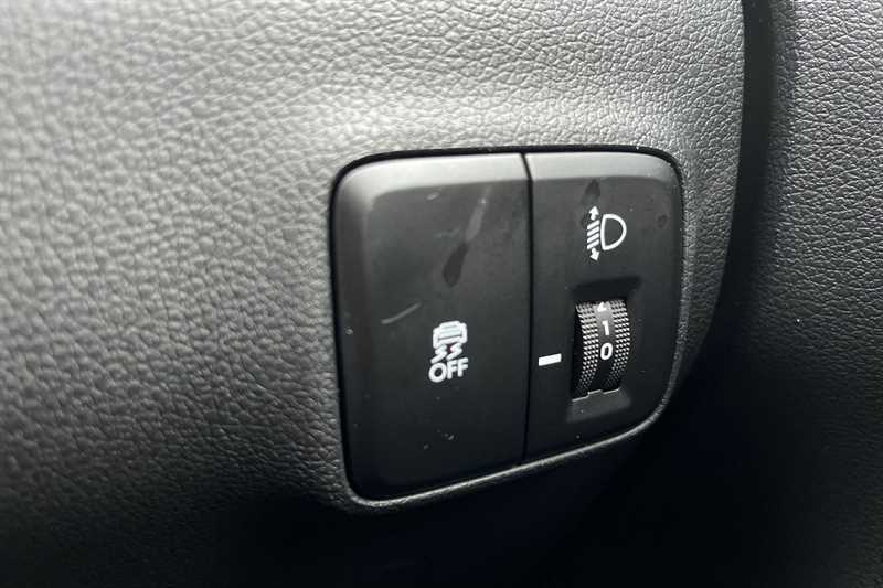 Used Hyundai i10 2025 for sale - 77728075: Photo 38