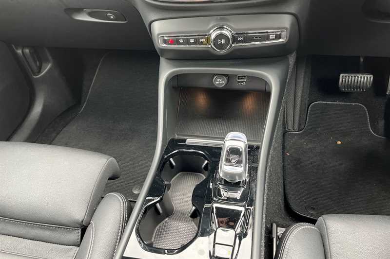 Used Volvo XC40 2020 for sale - 76088249: Photo 14