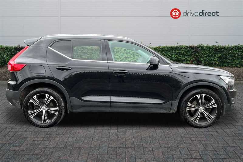 Used Volvo XC40 2020 for sale - 76088249: Photo 2